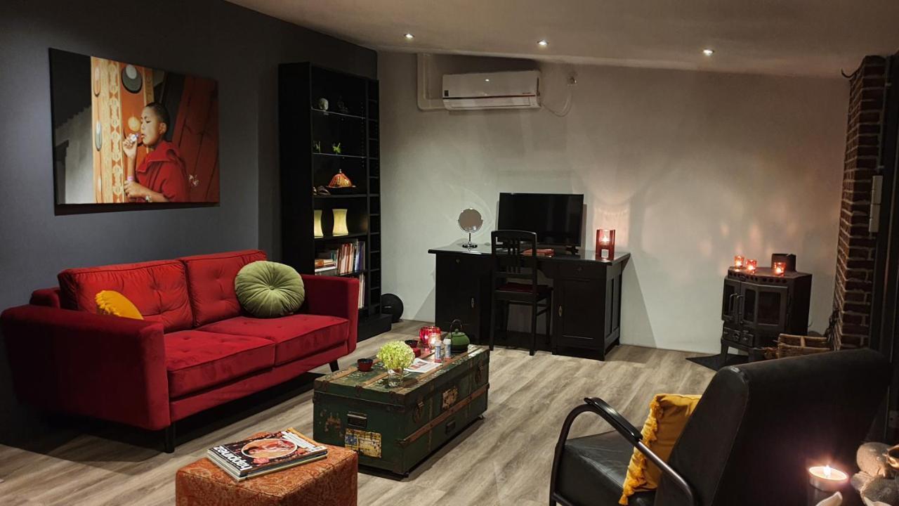 Downtown Hideaway, B&B Grand Deluxe Eindhoven Exteriör bild
