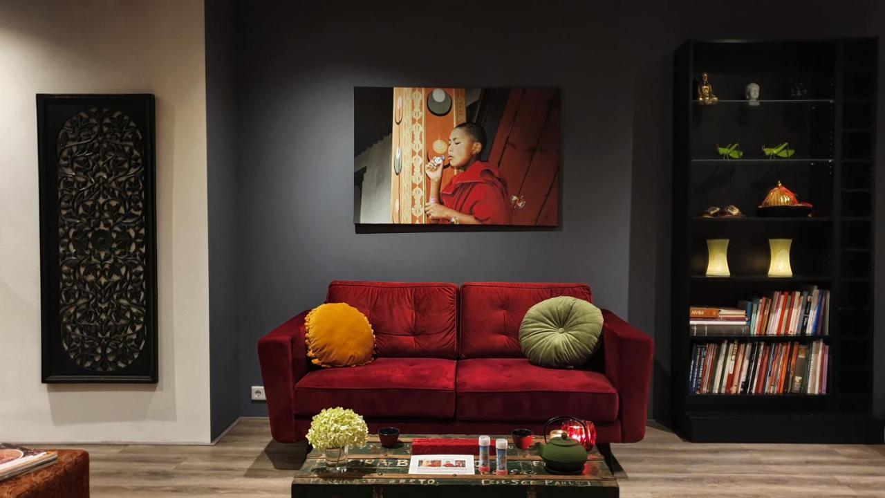 Downtown Hideaway, B&B Grand Deluxe Eindhoven Exteriör bild